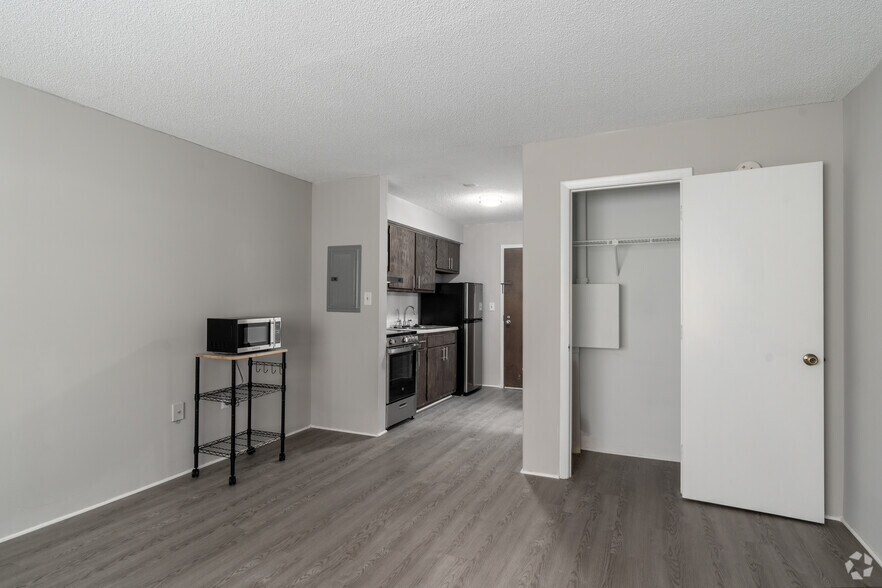 More Photos Of 4700 Westgrove St, Raleigh Apartments For Sale