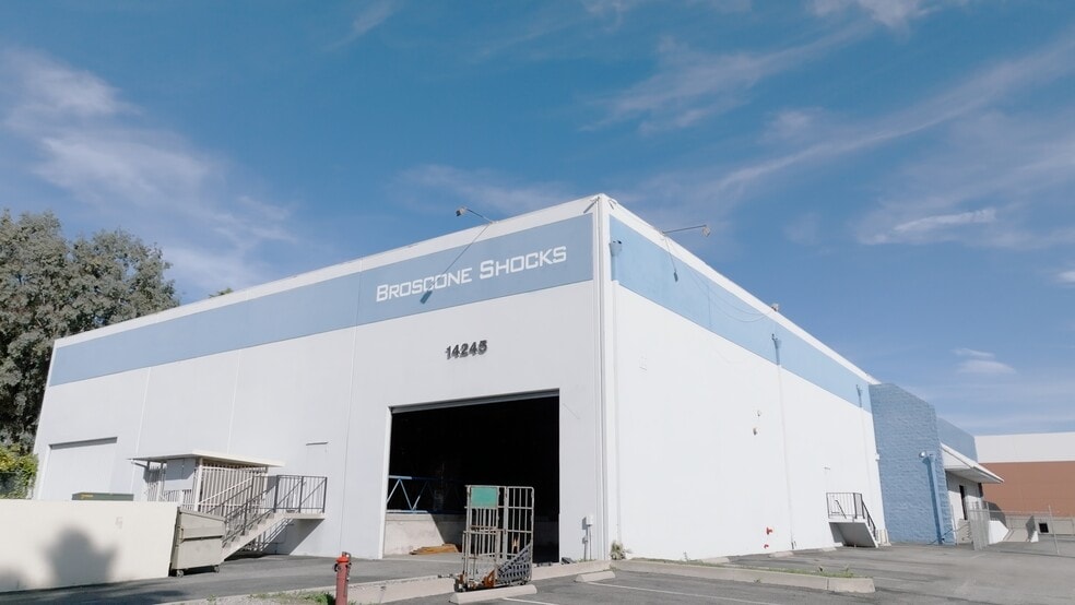 Primary Photo Of 14245 Lomitas Ave, La Puente Warehouse For Lease