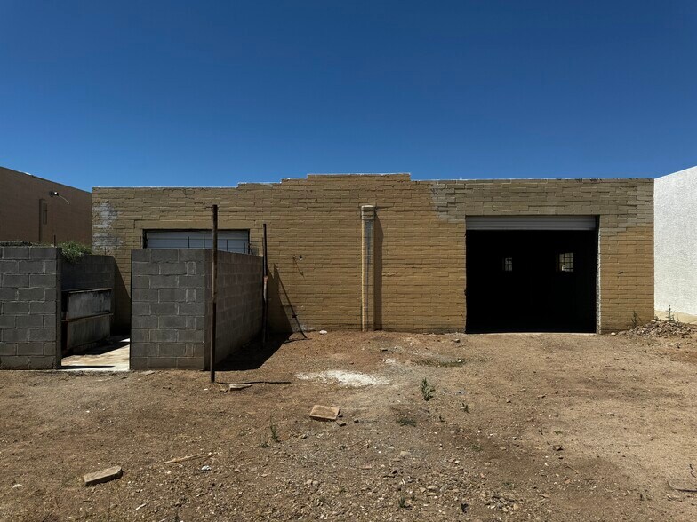 More Photos Of 3826-3830 E 37th St, Tucson Warehouse For Sale