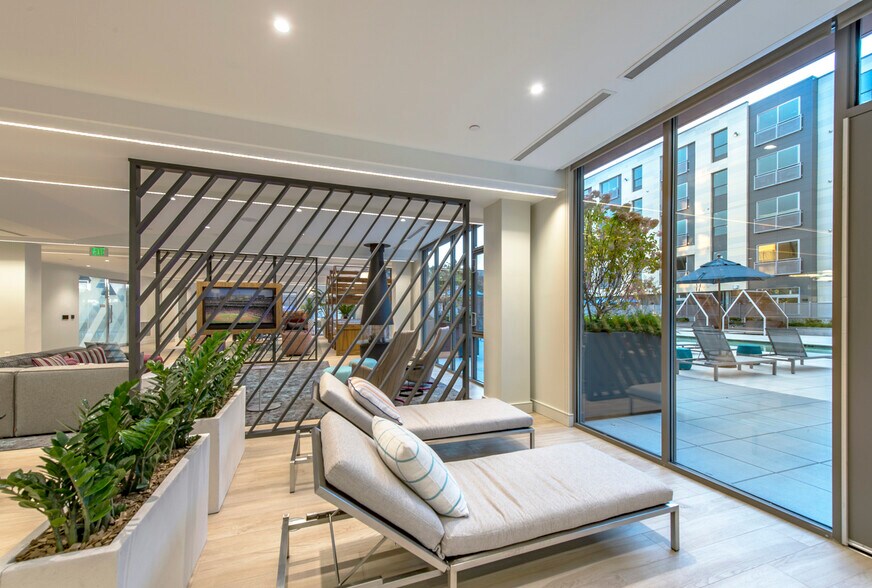 More Photos Of 190 Pleasant St, Malden Apartments For Lease