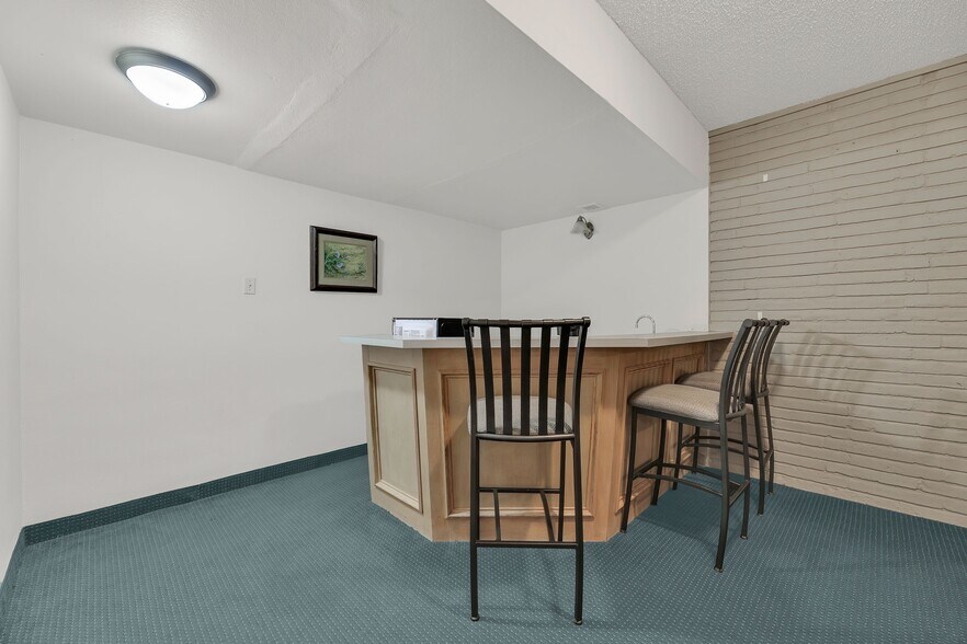 More Photos Of 1903 S Closner Blvd, Edinburg Hotel For Sale