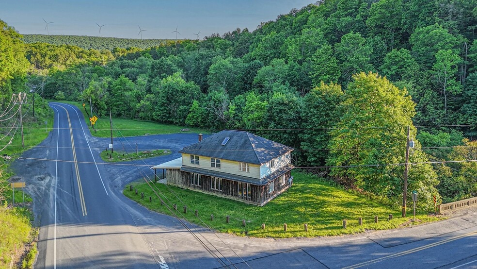 More Photos Of 116 Ringtown Blvd, Ringtown Flex For Sale