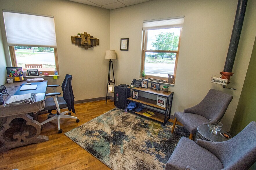 More Photos Of 6455 E 106th St N, Sperry Office For Lease