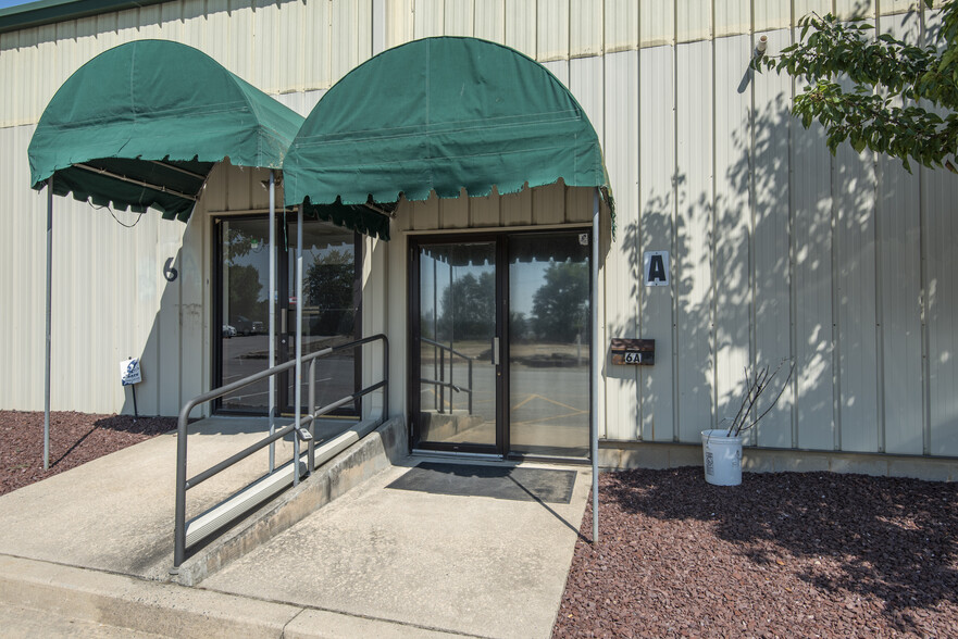 Primary Photo Of 19 Davidson Ln, New Castle Warehouse For Lease