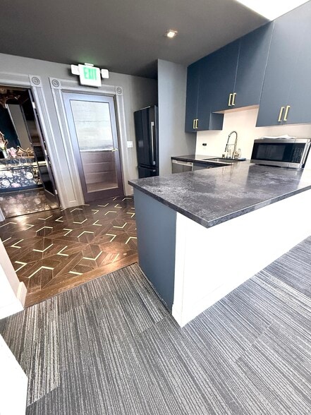 More Photos Of 4200 17th St, San Francisco Storefront Retail Office For Lease