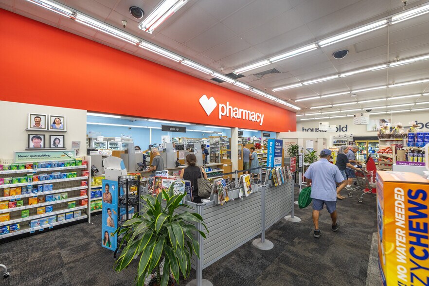 More Photos Of 377 Keahole St, Honolulu General Retail For Sale