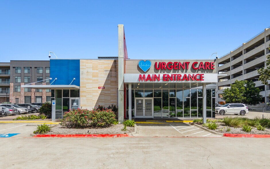 More Photos Of 1289 University Dr E, College Station Medical For Sale