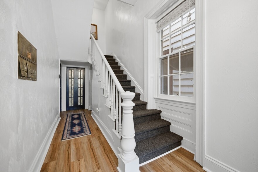 More Photos Of 367 Middle St, Portsmouth Apartments For Sale