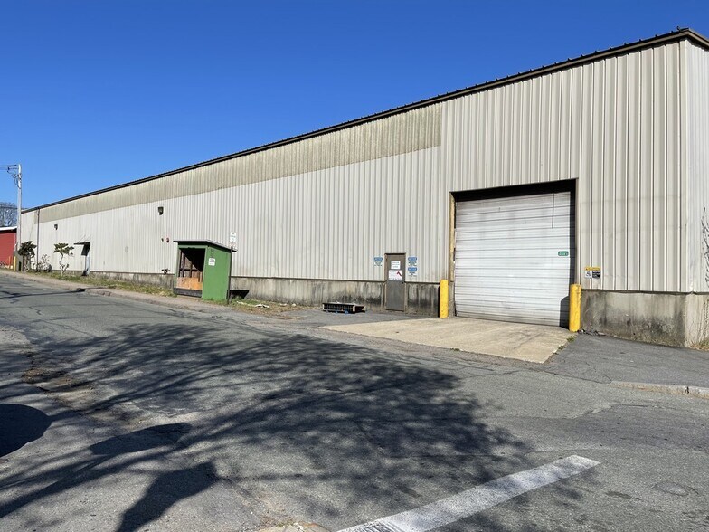 More Photos Of 25 Wareham St, Middleboro Warehouse For Lease