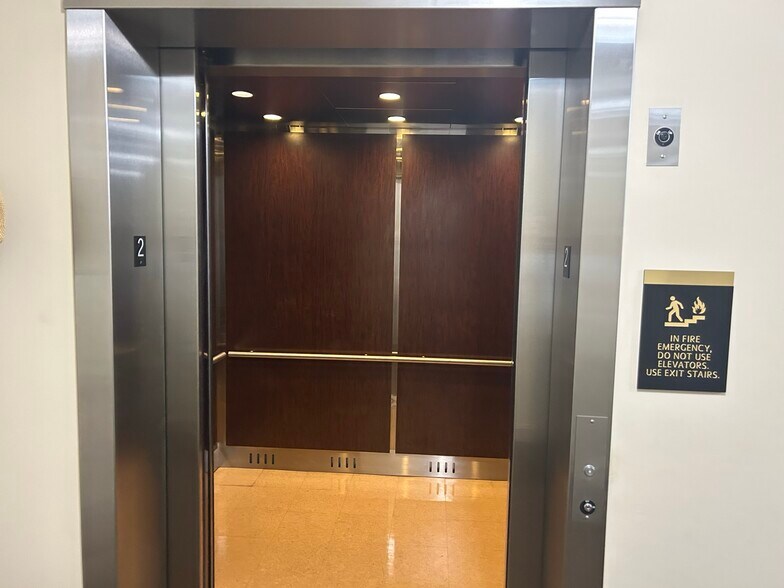 More Photos Of 217 S Church St, Salisbury Religious Facility For Lease