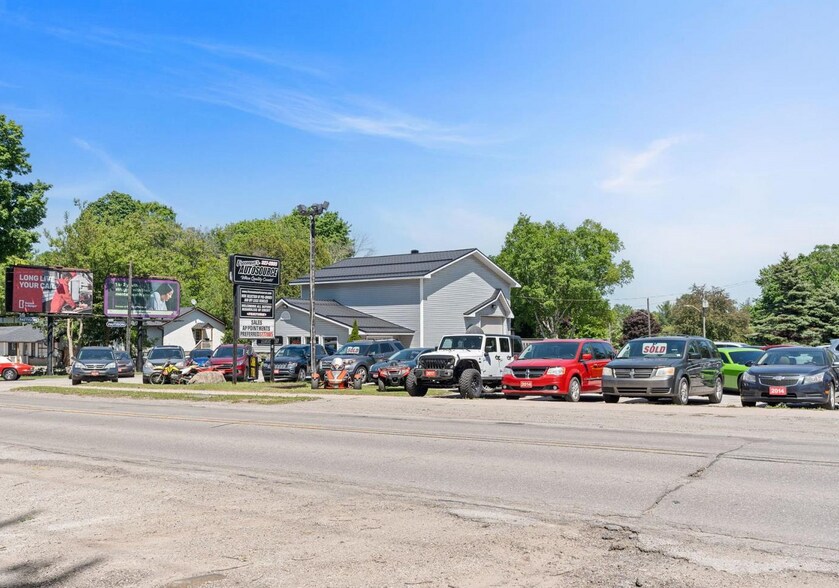 Primary Photo Of 444 Laclie St, Orillia Auto Dealership For Sale