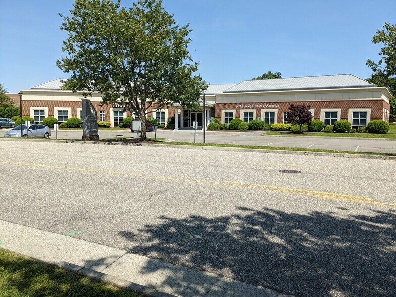 Primary Photo Of 130 Temple Lake Dr, Colonial Heights Office For Lease