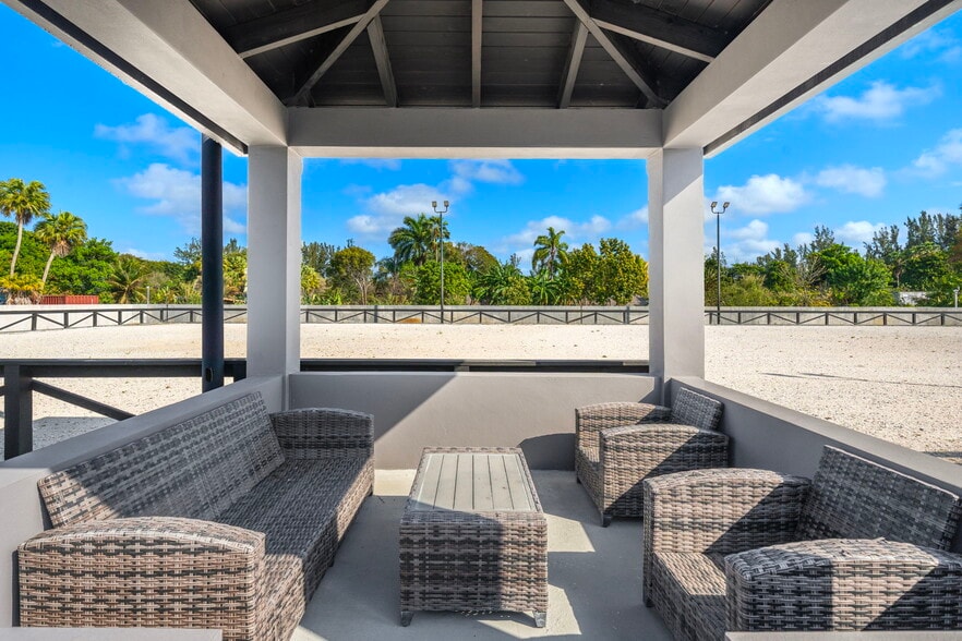 More Photos Of 2625 SW 148th Ave, Davie Horse Stables For Sale