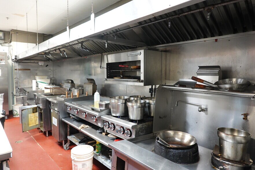 More Photos Of 11 Brown St, Portland Restaurant For Sale