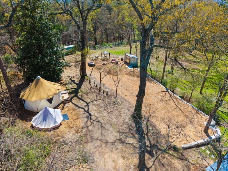 More Photos Of 1860 Penelope Rd NW, Atlanta Hospitality For Sale