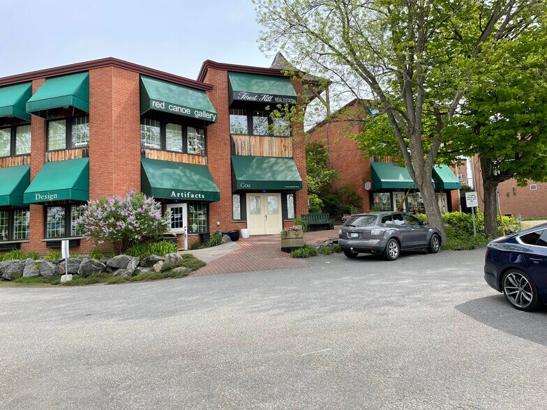 More Photos Of 1 Medora, Muskoka Lakes General Retail For Lease