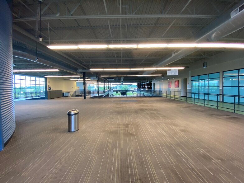 More Photos Of 3474 Sawmill Dr, Powell Health Club For Sale