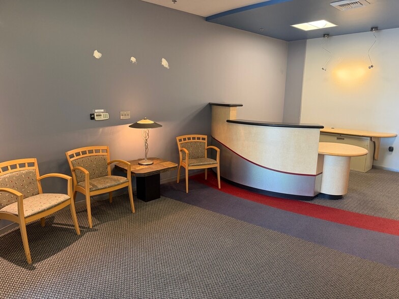 More Photos Of 943 Reserve Dr, Roseville Office For Sale