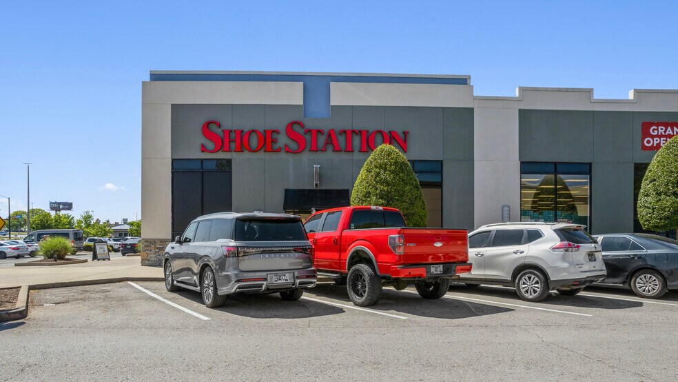 More Photos Of 1720 Old Fort Pky, Murfreesboro Unknown For Lease