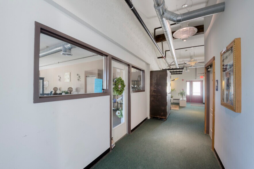 More Photos Of 1003-1013 Church St, Palmer Freestanding For Lease