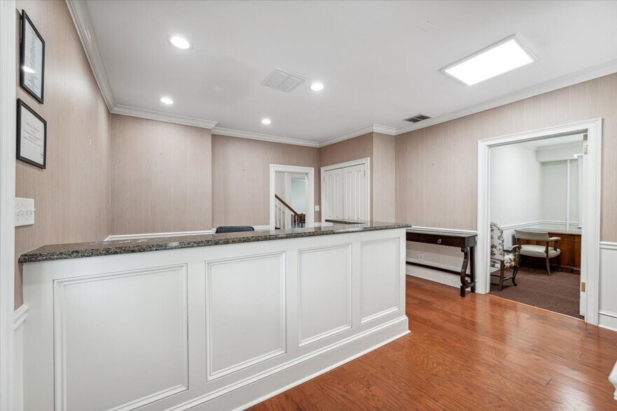 More Photos Of 345 US-202, Bedminster Office For Lease