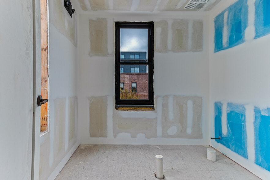 More Photos Of 30-32 Martin Luther King Jr Blvd, Savannah Restaurant For Lease