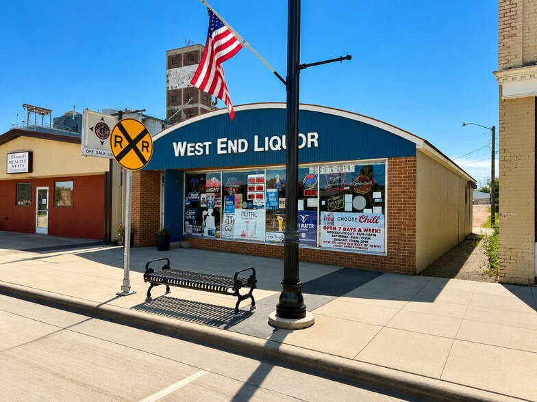 More Photos Of 404 Main St W, New Prague Freestanding For Sale