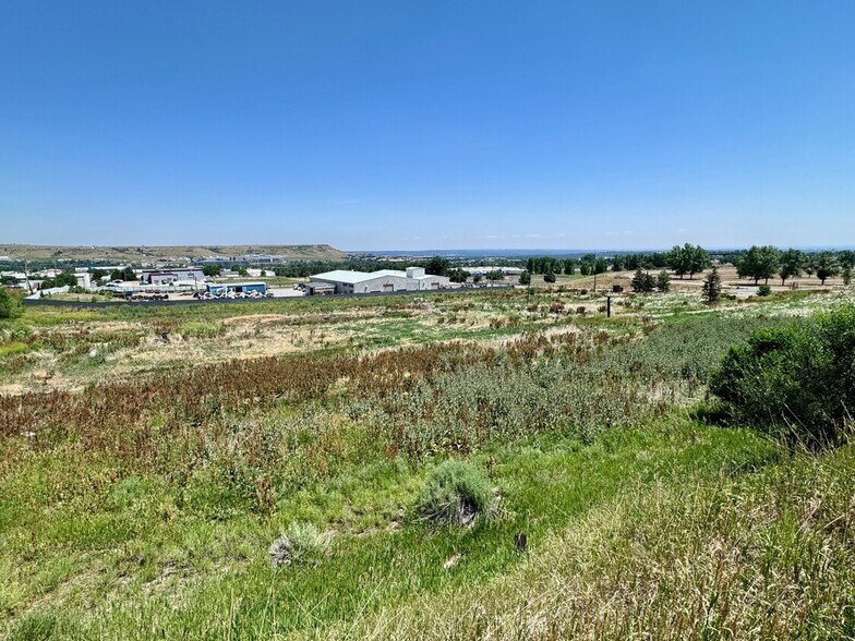 More Photos Of McIntyre St & W 3rd Place, Golden Land For Sale