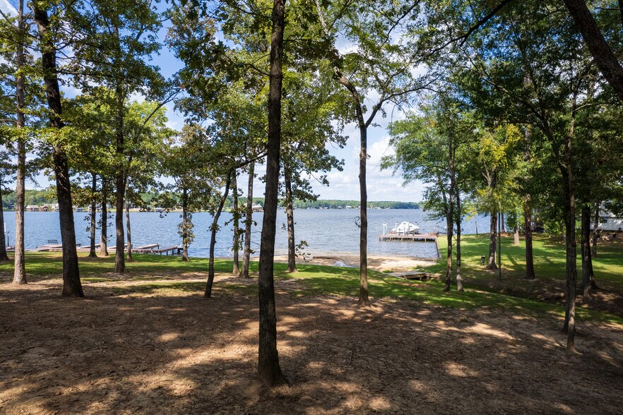 More Photos Of 104 Barker Creek rd, Scroggins Specialty For Sale