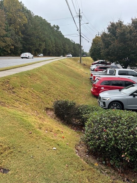 More Photos Of 2576 Lawrenceville Suwanee Rd, Suwanee Office For Sale