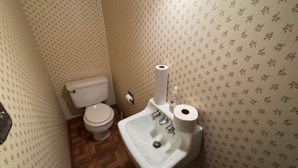 More Photos Of 522 Memorial Pky, Phillipsburg Office Residential For Sale