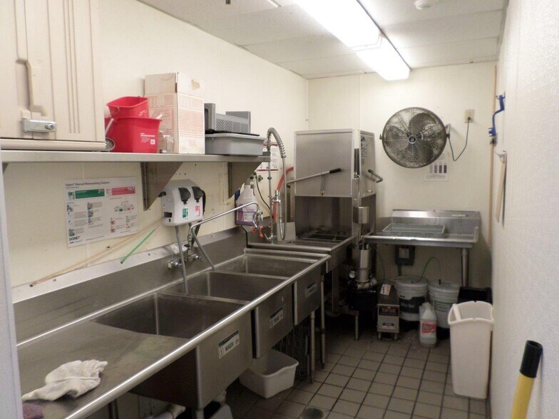 More Photos Of 819 Jefferson Ave, Scranton Assisted Living For Lease