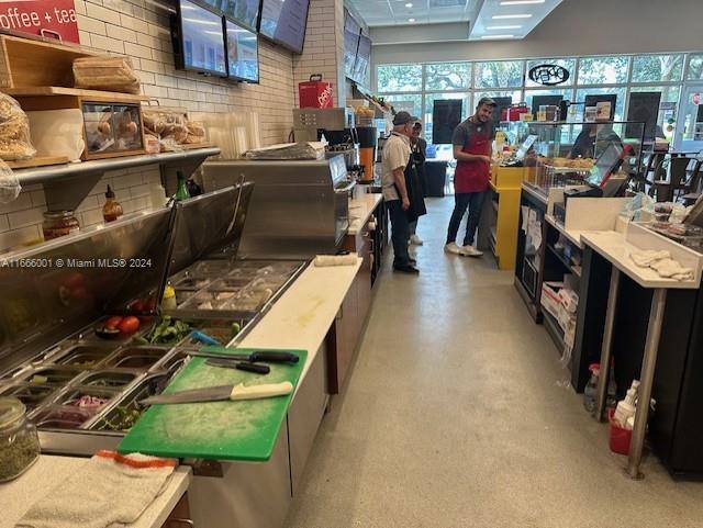 More Photos Of 150 S Flamingo Rd, Pembroke Pines Bar For Sale