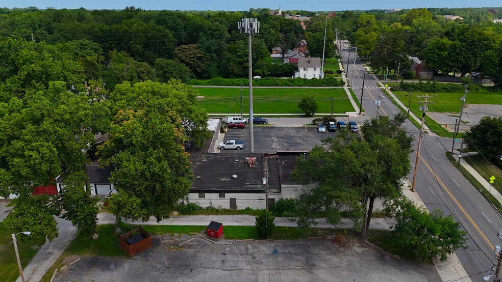 More Photos Of 853 N Nelson Rd, Columbus Industrial For Sale