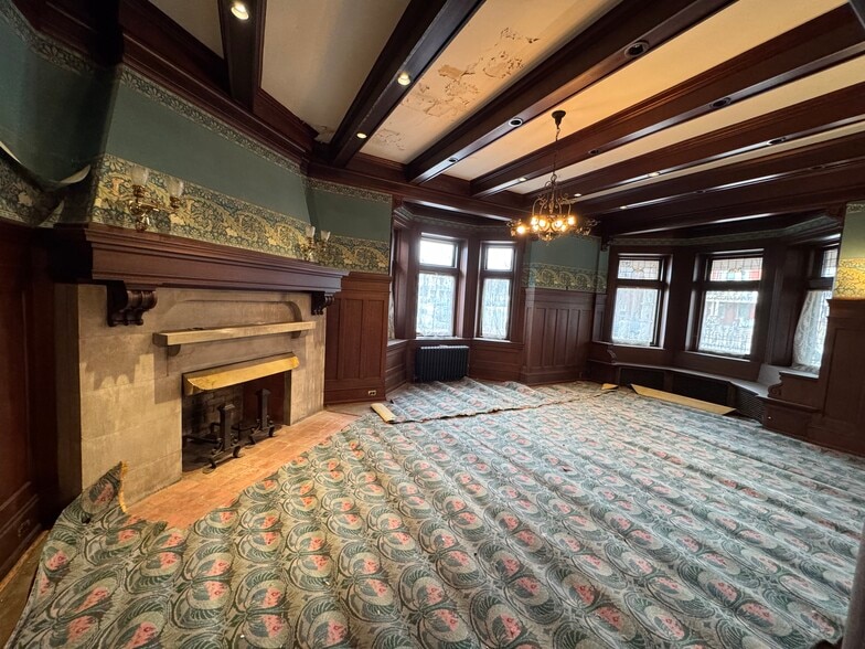 More Photos Of 624 W Main St, Norristown Warehouse For Sale