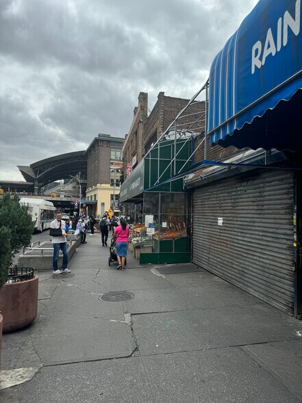 More Photos Of 9104 Sutphin Blvd, Jamaica Storefront Retail Office For Sale