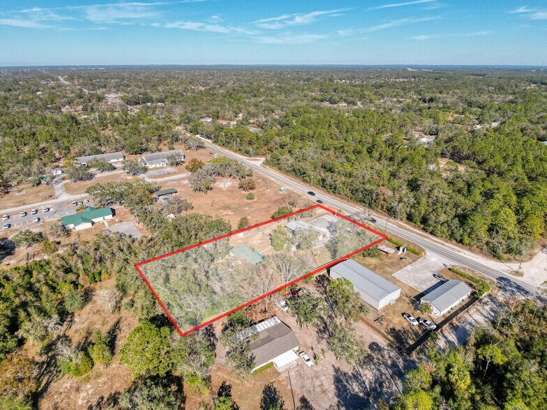 More Photos Of 15525 Shady Hills Rd, Spring Hill Restaurant For Sale