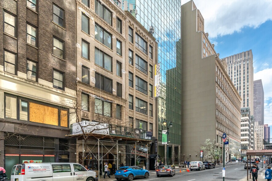 More Photos Of 20 E 49th St, New York Office For Lease