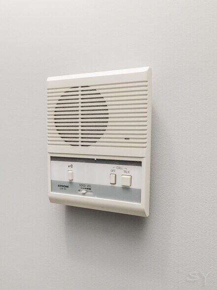 More Photos Of 1230 S Fairfield Ave, Chicago Multifamily For Sale