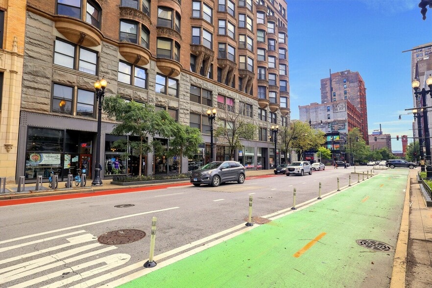 More Photos Of 423-439 S Dearborn St, Chicago Apartments For Lease