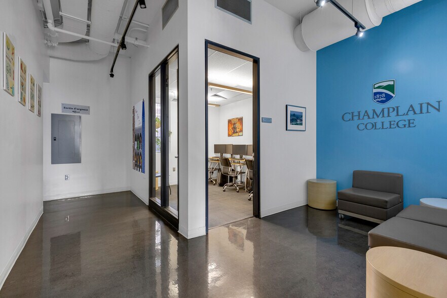 More Photos Of 525 Rue Sherbrooke E, Montréal Office For Lease