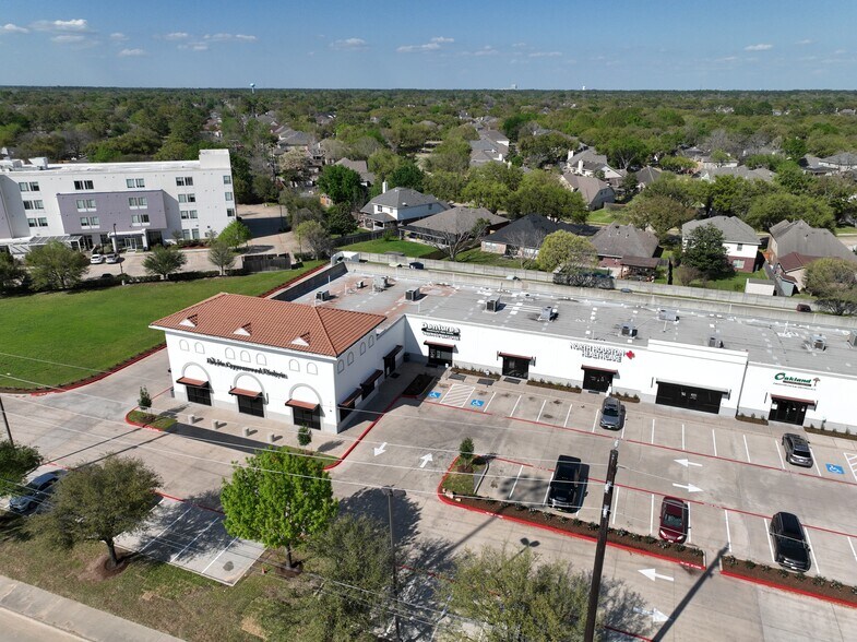 More Photos Of 20320 Northwest Fwy, Houston Medical For Lease