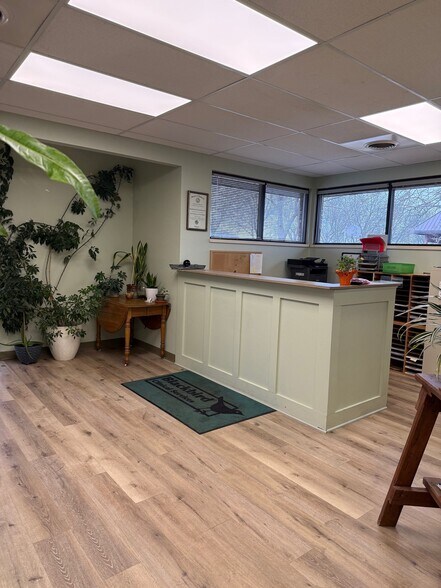 More Photos Of 2 Executive Dr, Lafayette Office For Lease