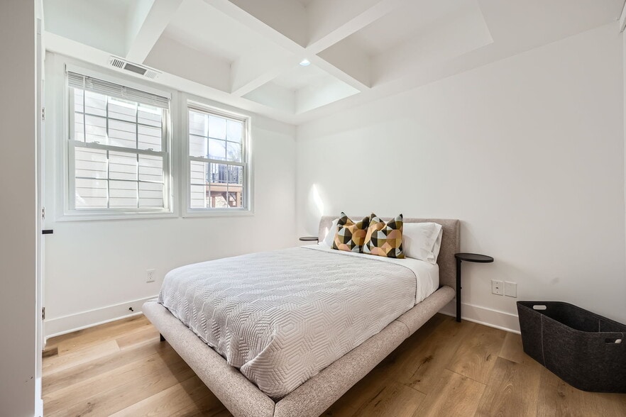 More Photos Of 568 John Wesley Dobbs Ave NE, Atlanta Apartments For Sale