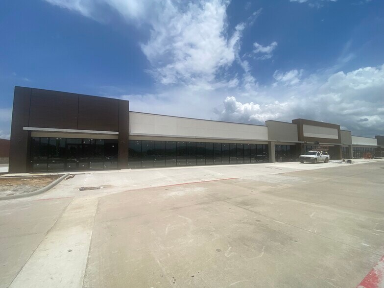 More Photos Of 6820 Farm to Market 2920 Rd, Spring Storefront For Lease