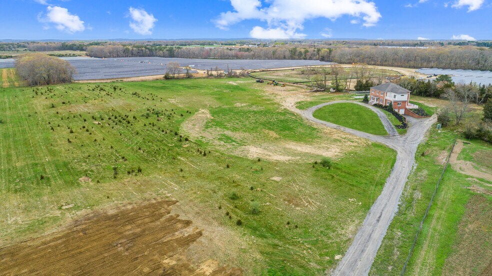 More Photos Of 2822 River Rd, Calverton Land For Sale