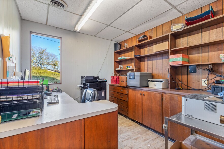 More Photos Of 1916 E St NW, Miami Medical For Sale