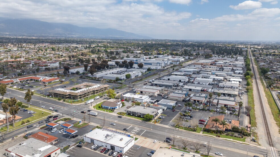 More Photos Of 140 N Mountain Ave, Upland Freestanding For Lease
