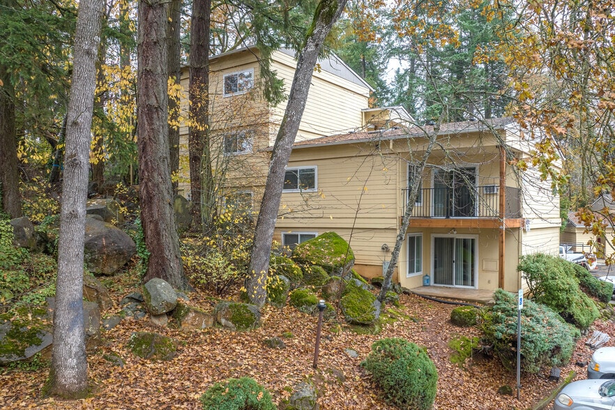 More Photos Of 4082 Commercial St SE, Salem Apartments For Sale