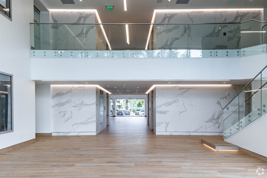 More Photos Of 600 W Hillsboro Blvd, Deerfield Beach Office For Lease